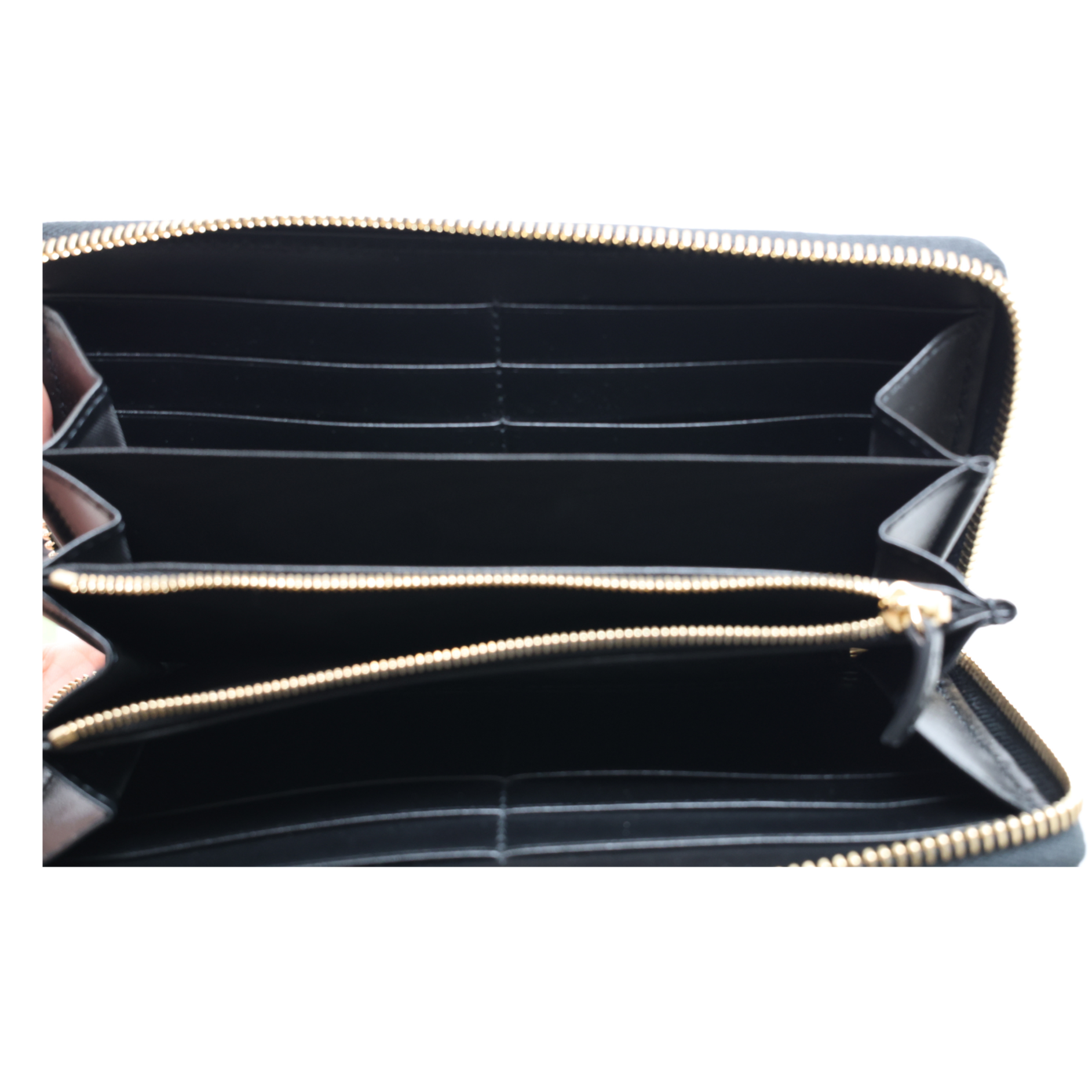 Gucci - Black GG Marmont Zip Around Wallet (Pre-Owned)