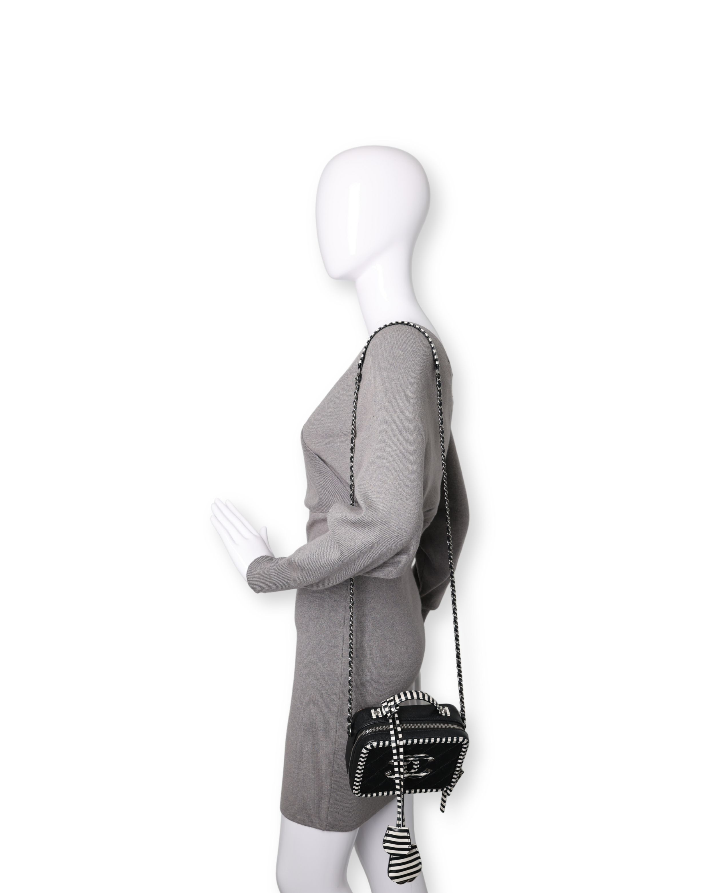Chanel - Medium Filigree Vanity Case (Pre-Owned)