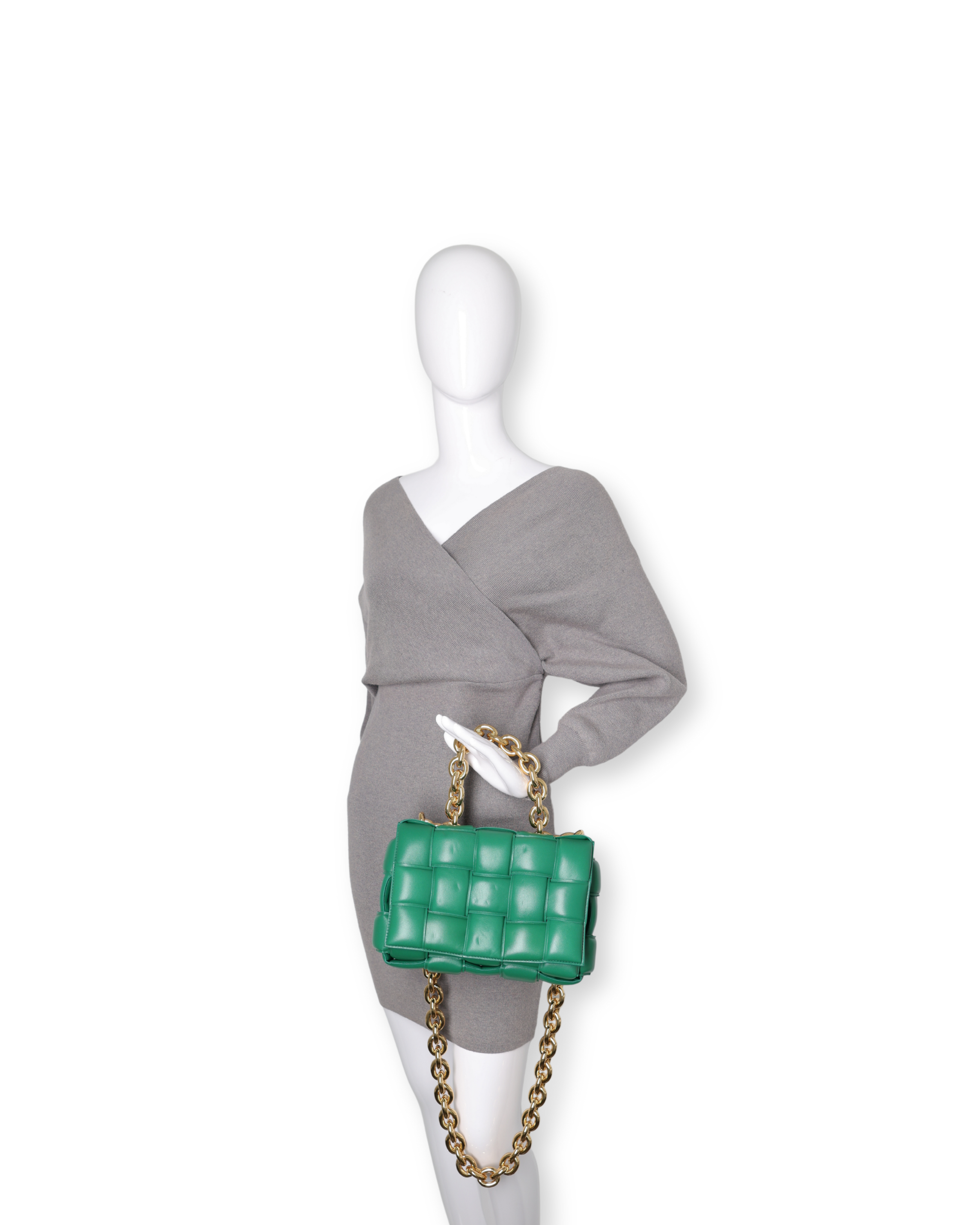 Bottega Veneta - Lambskin Maxi Intrecciato Padded Cassette Green (Pre-Owned)