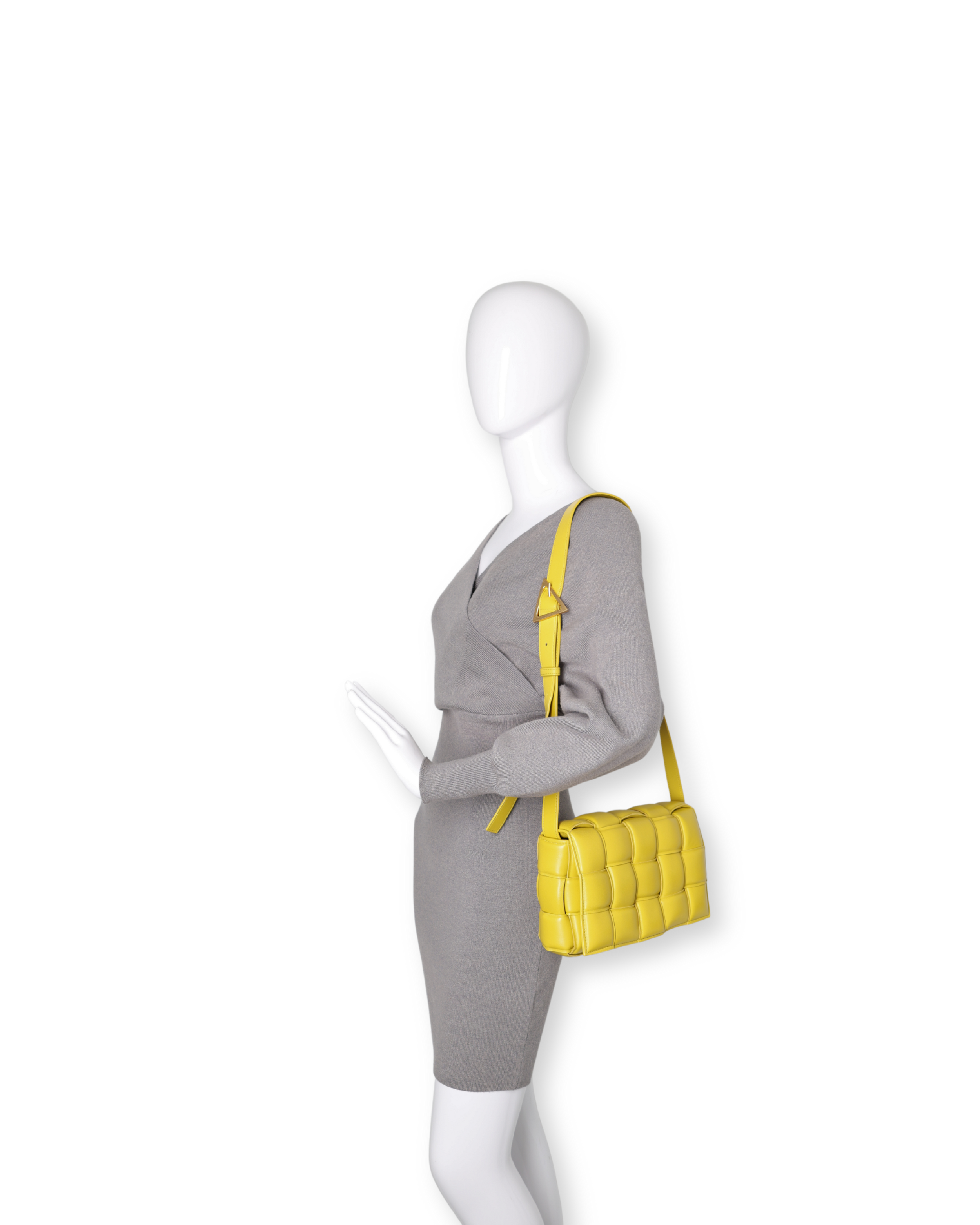 Bottega Veneta - Nappa Maxi Intreccio Padded Cassette Crossbody Bag (Pre-Owned)