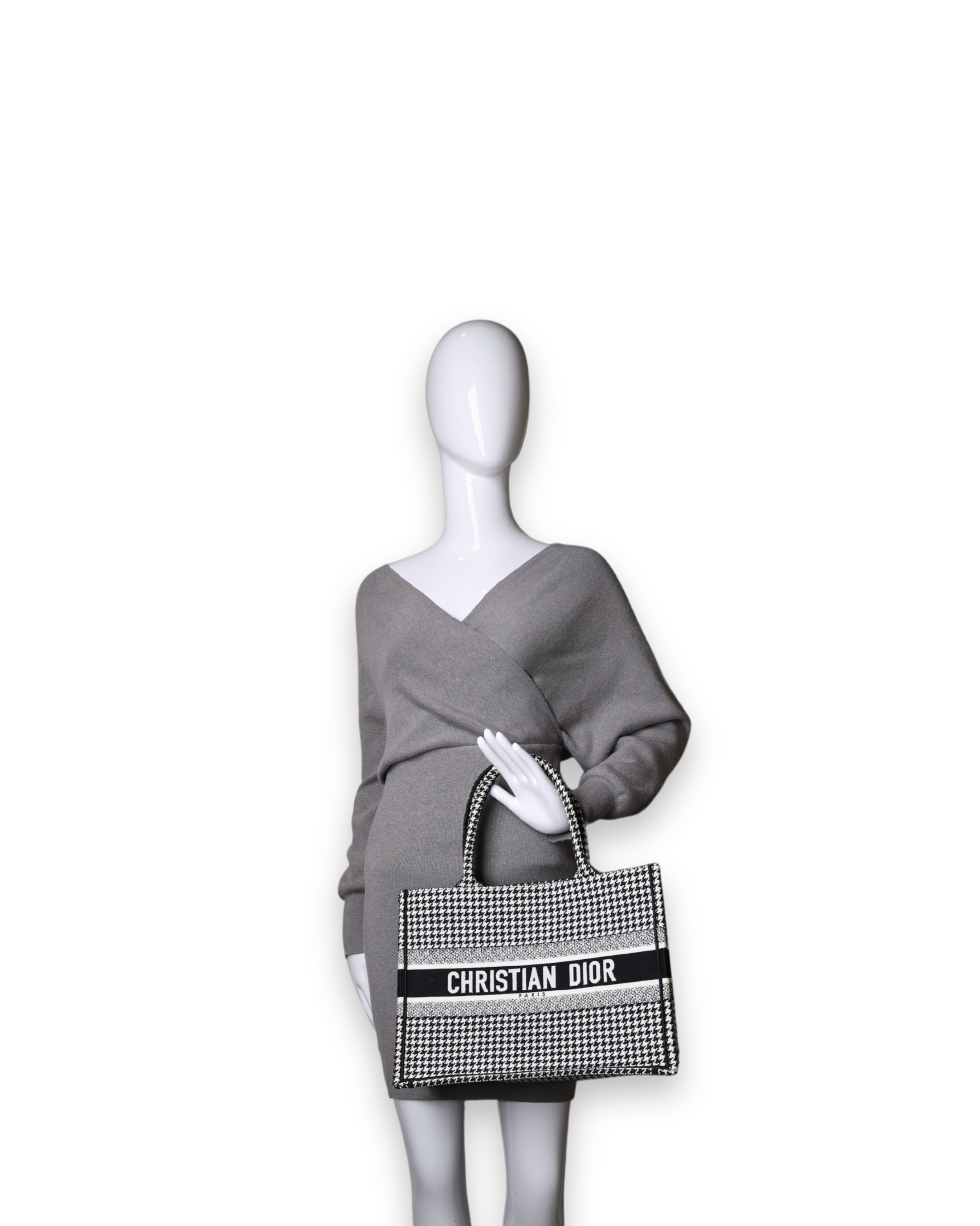 Dior - Medium Book Tote Black/White Jacquard (Pre-Owned)